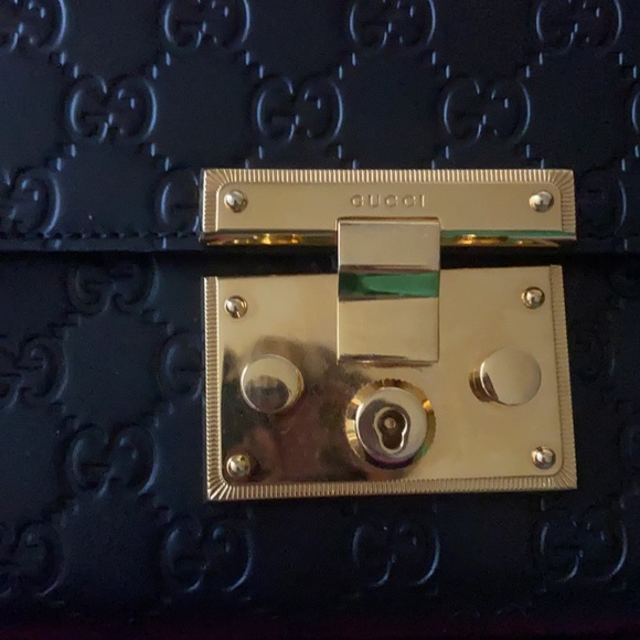 Black padlock gucci bag - Picture 2 of 4